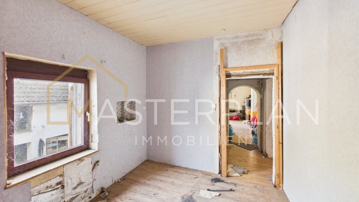 Bestandsimmobilie mit großem Potenzial zur Neugestaltung