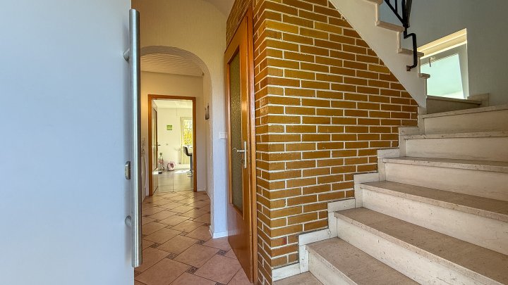 FAMILIENGLÜCK - Freistehendes Einfamilienhaus mit großem Garten und Garage in 66971 Wallhalben