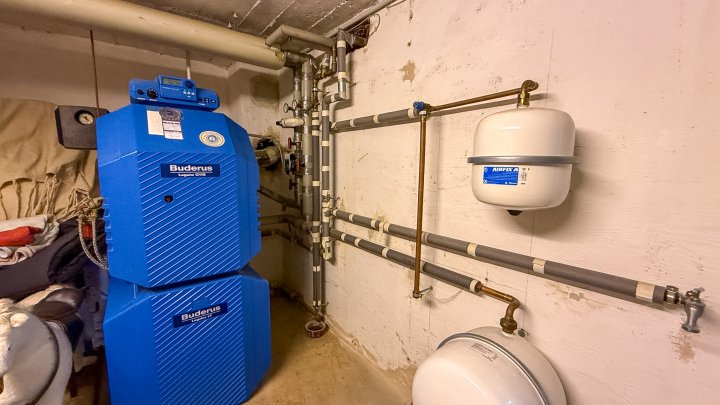 FAMILIENGLÜCK - Freistehendes Einfamilienhaus mit großem Garten und Garage in 66971 Wallhalben