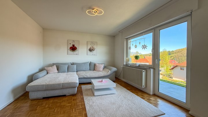 FAMILIENGLÜCK - Freistehendes Einfamilienhaus mit großem Garten und Garage in 66971 Wallhalben