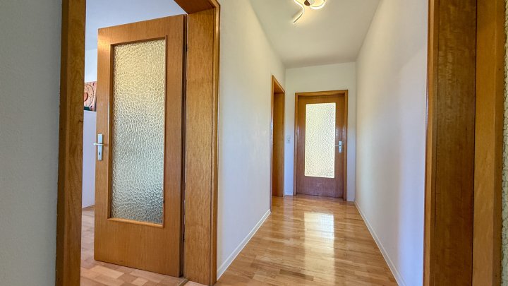 FAMILIENGLÜCK - Freistehendes Einfamilienhaus mit großem Garten und Garage in 66971 Wallhalben