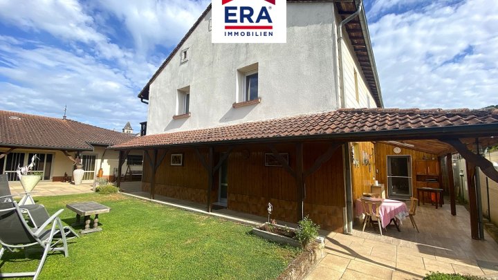 EIN-, BIS ZWEIFAMILIENHAUS MIT BAULAND, FREISTEHEND IN DALEM/FR, NÄHE SLS