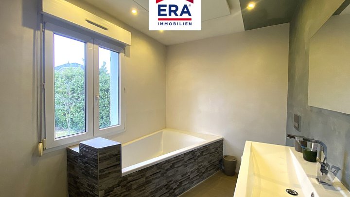 KEINE VERMITTLUNGSGEBÜHREN - BUNGALOW MIT POOL, RUHIGE LAGE, FORBACH/FR, NÄHE SAARBRÜCKEN