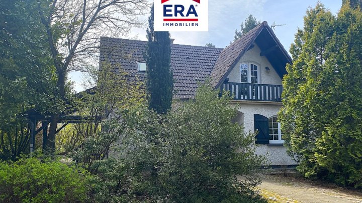 KEINE VERMITTLUNGSGEBÜHREN-EINFAMILIENHAUS MIT PFERDEHALTUNG, NEUFGRANGE/FR, NÄHE SB