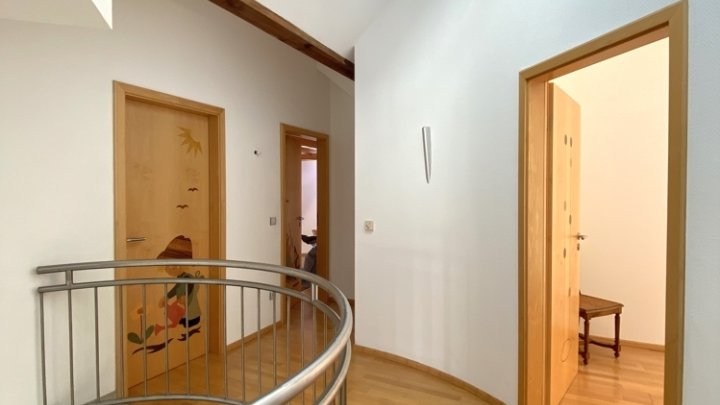 KEINE VERMITTLUNGSGEBÜHREN !! ARCHITEKTENHAUS MIT ELW.  SCHOENECK/FR, NÄHE SAARBRÜCKEN