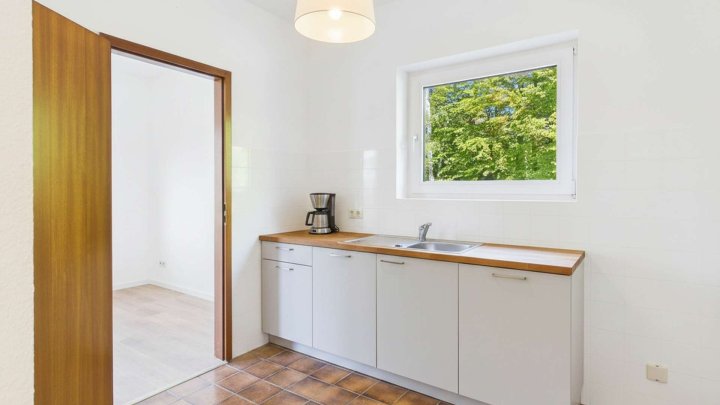 Büroräume mit Lagerfläche, Stellplatz und Garage in St. Ingbert-Mitte (Roter Flur)