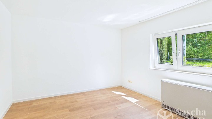 Büroräume mit Lagerfläche, Stellplatz und Garage in St. Ingbert-Mitte (Roter Flur)