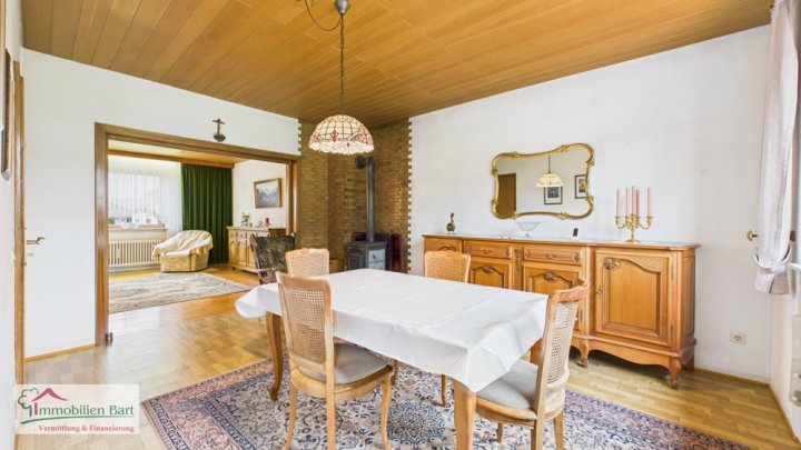 GRENZE LUXEMBURG / 5 SZ / 2 GARAGEN + GARTEN IN TOP LAGE VON ORSCHOLZ