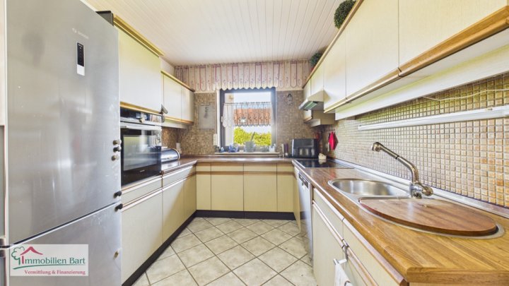 GRENZE LUXEMBURG: 4 GARAGEN/2 WOHNEINHEITEN/ PV ANLAGE/TOP WOHNLAGE IN ORSCHOLZ