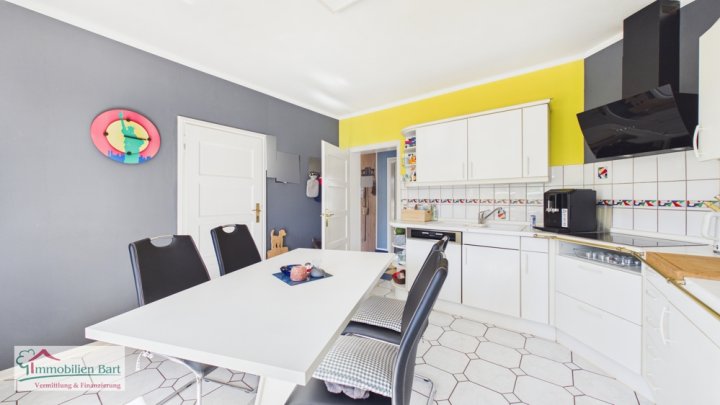 TRIER-OLEWIG: EINFAMILIENHAUS MIT GARTEN UND GARAGE