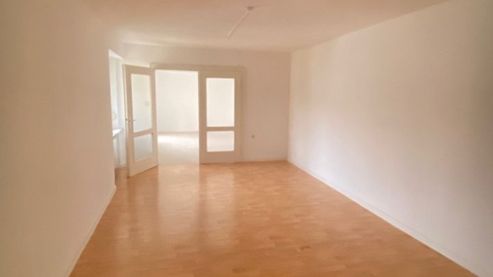 Großzügige 3 ZKB Wohnung mit Balkon nahe des Saarbrücker Staden