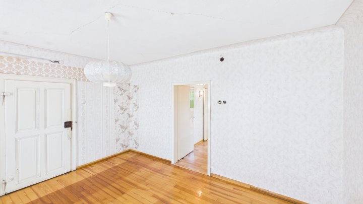 Wohnhaus mit Weitblick - Einfamilienhaus mit Entwicklungspotential in Merchweiler