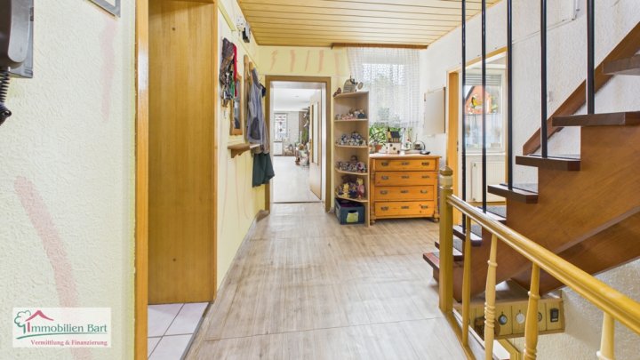 GRENZNÄHE LUXEMBURG: WOHNHAUS MIT GARAGE UND GARTEN