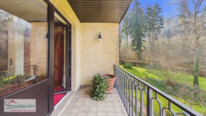 GRENZNÄHE LUXEMBURG: LUXURIÖSES ARCHITEKTENHAUS IN TOP WOHNLAGE