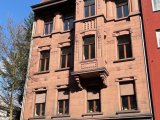 Gebäude