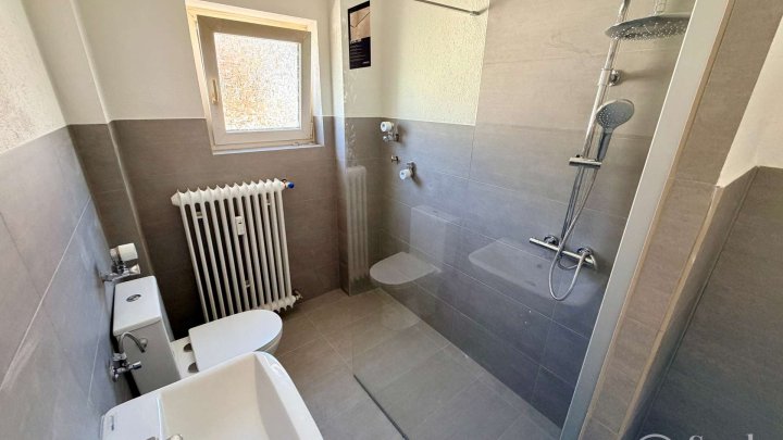 Erstbezug nach Sanierung -  ab September - Helle 2-Zimmer-Wohnung mit Balkon und Panoramablick