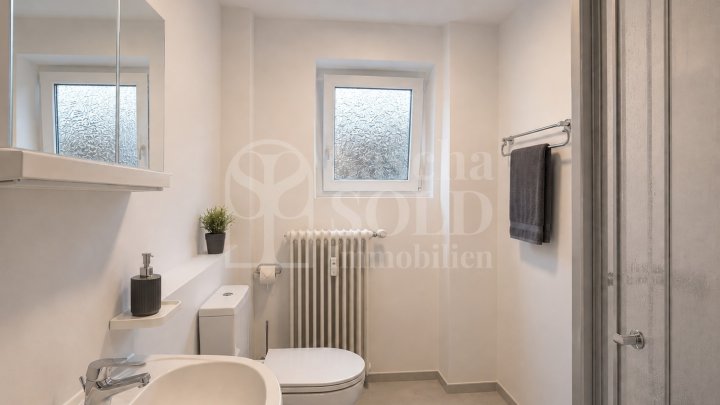 Erstbezug nach Sanierung -  ab Mitte August - Helle 2-Zimmer-Wohnung mit Balkon und Panoramablick