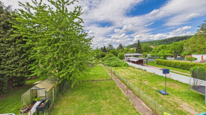 Doppelhaushälfte für die große Familie in ruhiger Lage